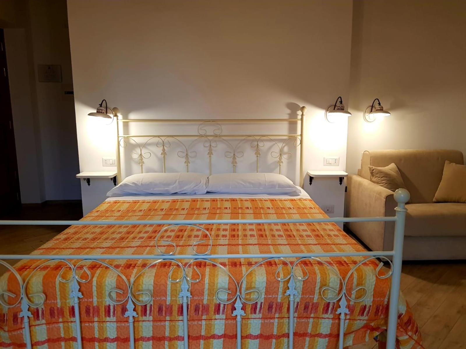 Agriturismo Orrido Di Pino アジェーロラ エクステリア 写真