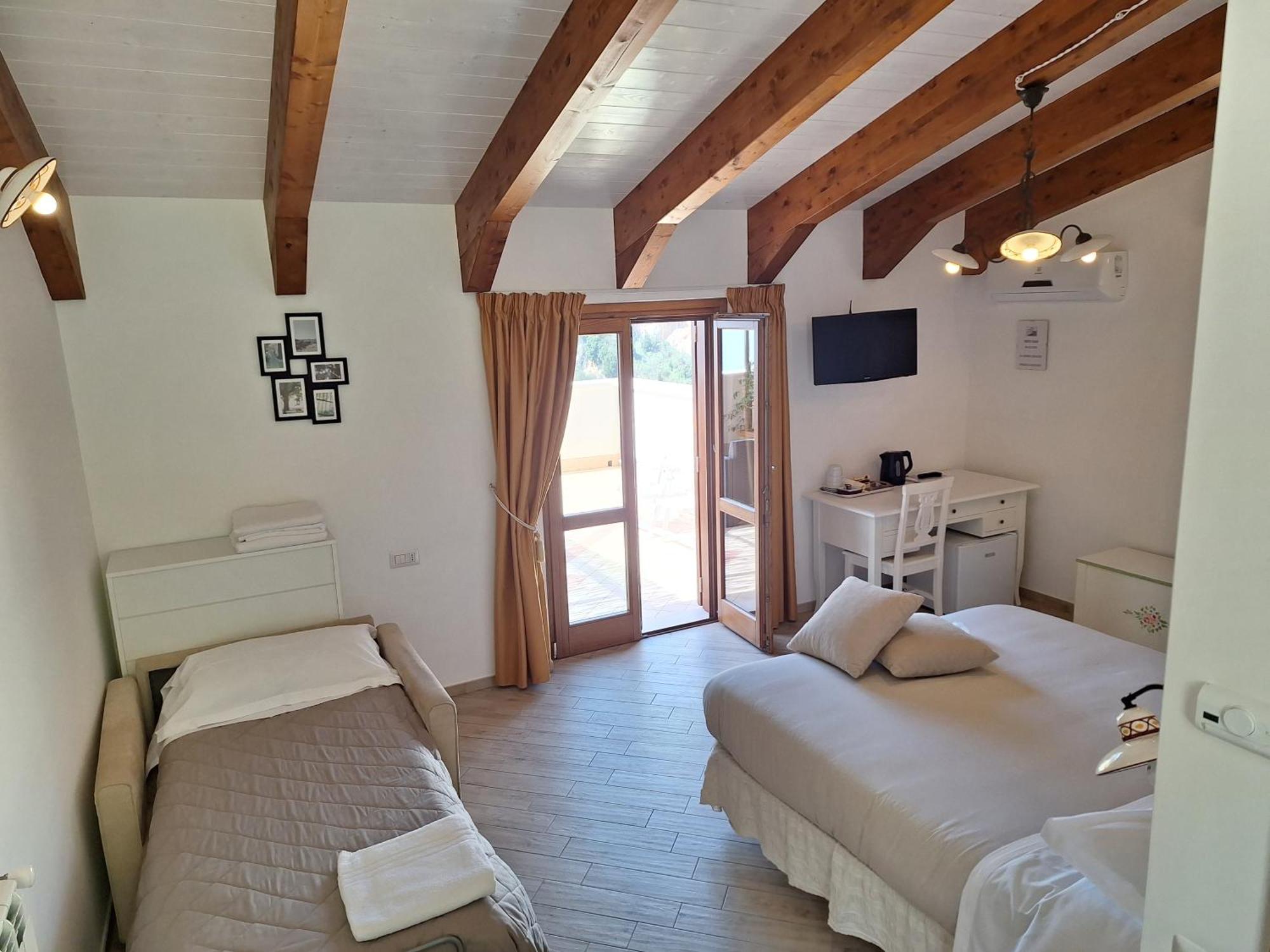 Agriturismo Orrido Di Pino アジェーロラ 部屋 写真