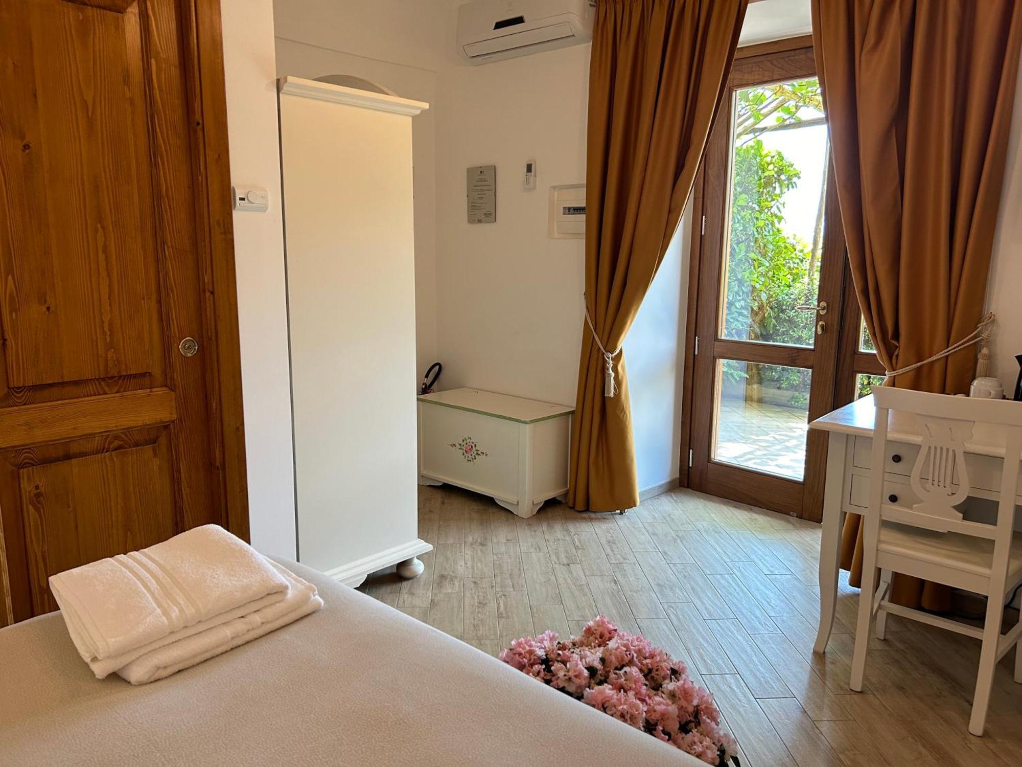 Agriturismo Orrido Di Pino アジェーロラ エクステリア 写真