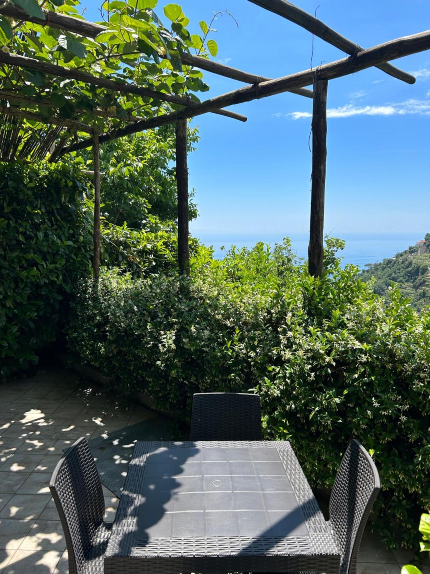 Agriturismo Orrido Di Pino アジェーロラ エクステリア 写真