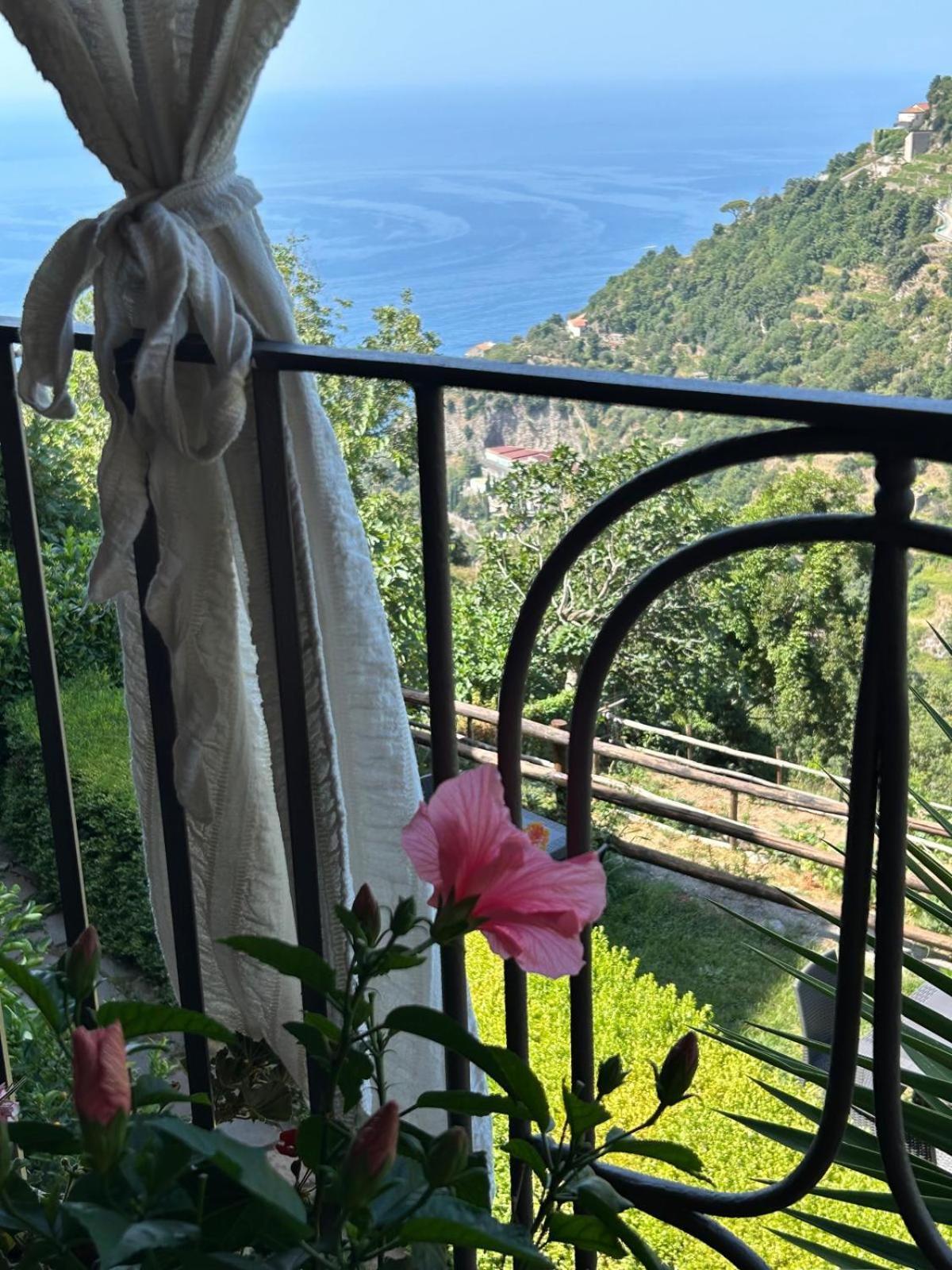 Agriturismo Orrido Di Pino アジェーロラ エクステリア 写真